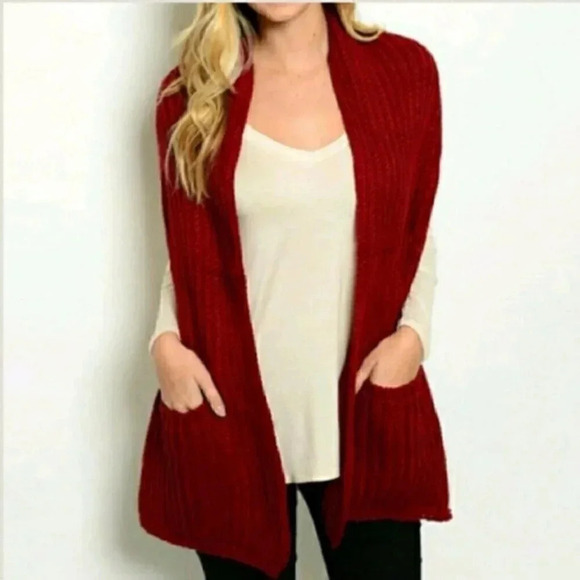 BURGUNDY KNITTED SCARF WITH POCKETS - Picture 1 of 2